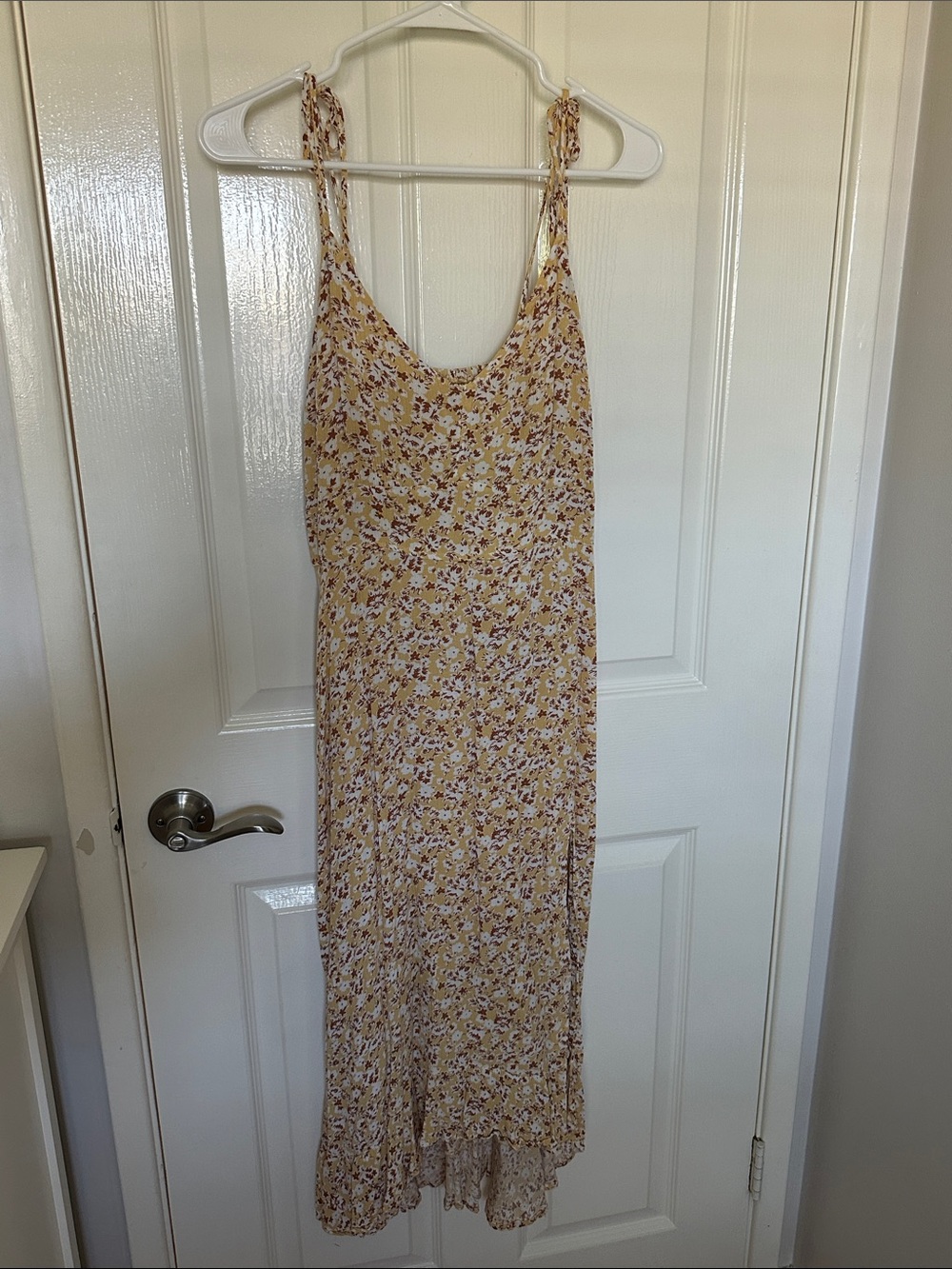 ✨️REPOSHING ✨️Floral Tie-Shoulder Slip Dress in Yellow . Sadly, It Didnt Fit Me